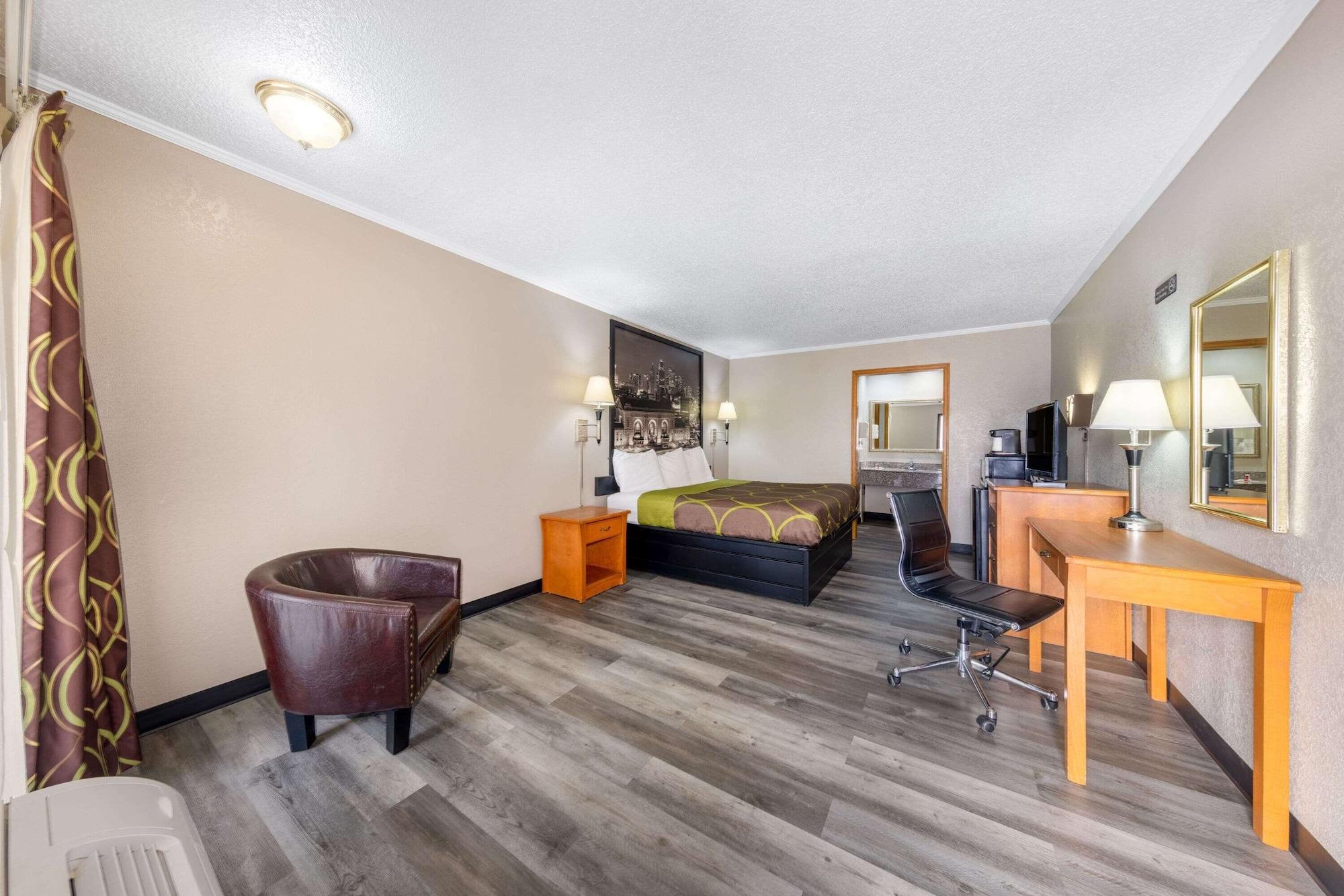 Super 8 By Wyndham Kansas City Airport North Екстериор снимка